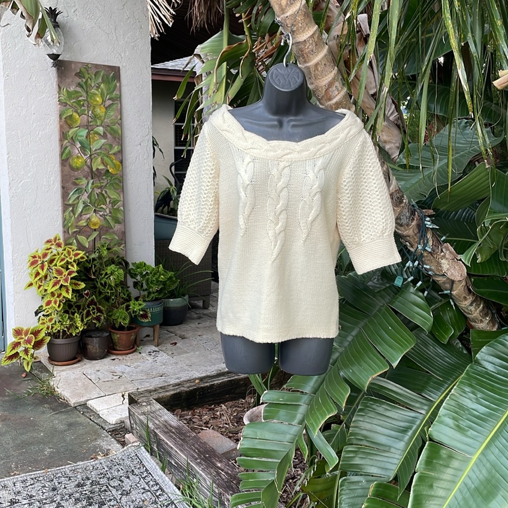 Classiques Entier cablenit puff sleeve sweater
